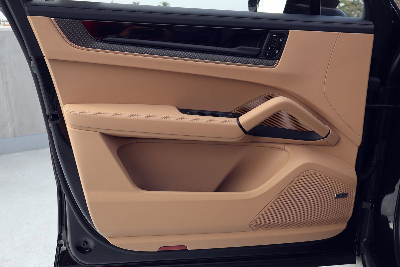 New 2026 Porsche Cayenne S image 13