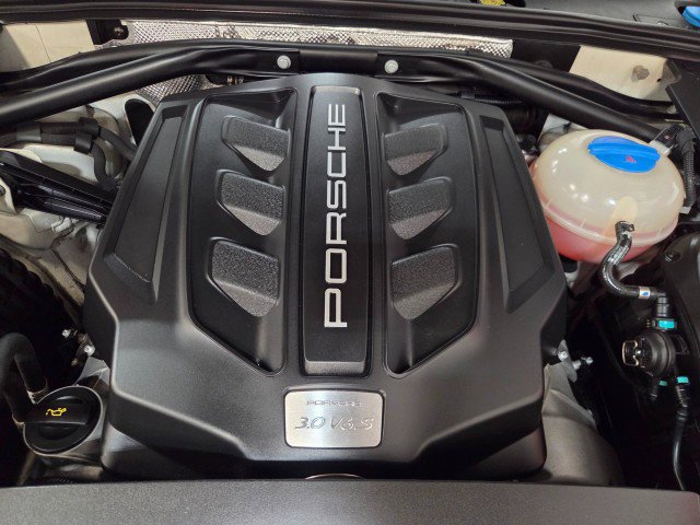 Used 2016 Porsche Macan S AWD/4WD image 84