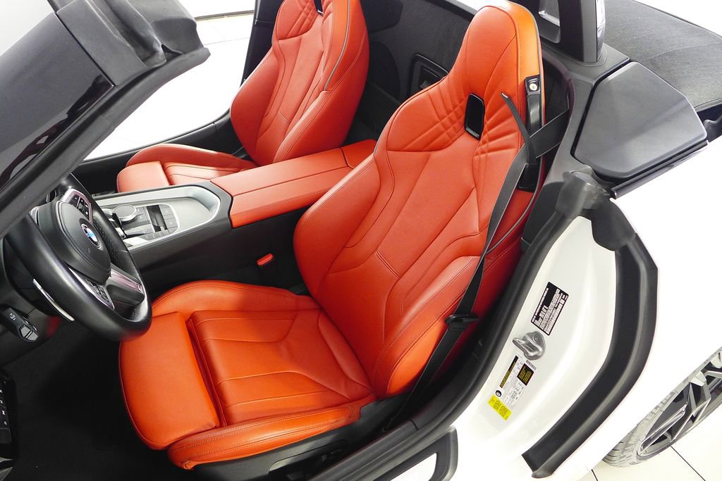 Used 2023 BMW Z4 sDrive30i w/ Premium Package image 13