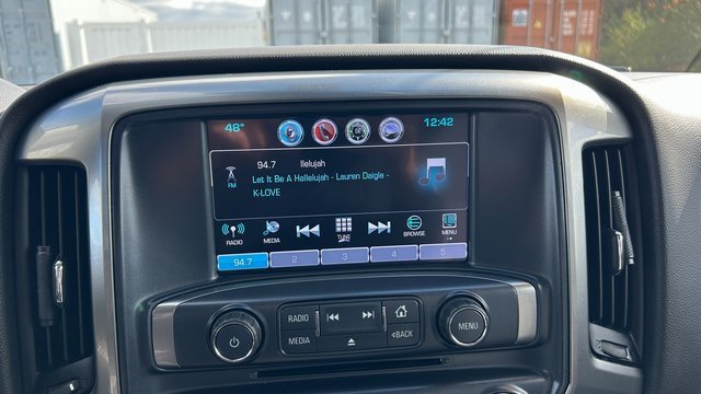 Used 2018 Chevrolet Silverado 1500 LT w/ All Star Edition image 27