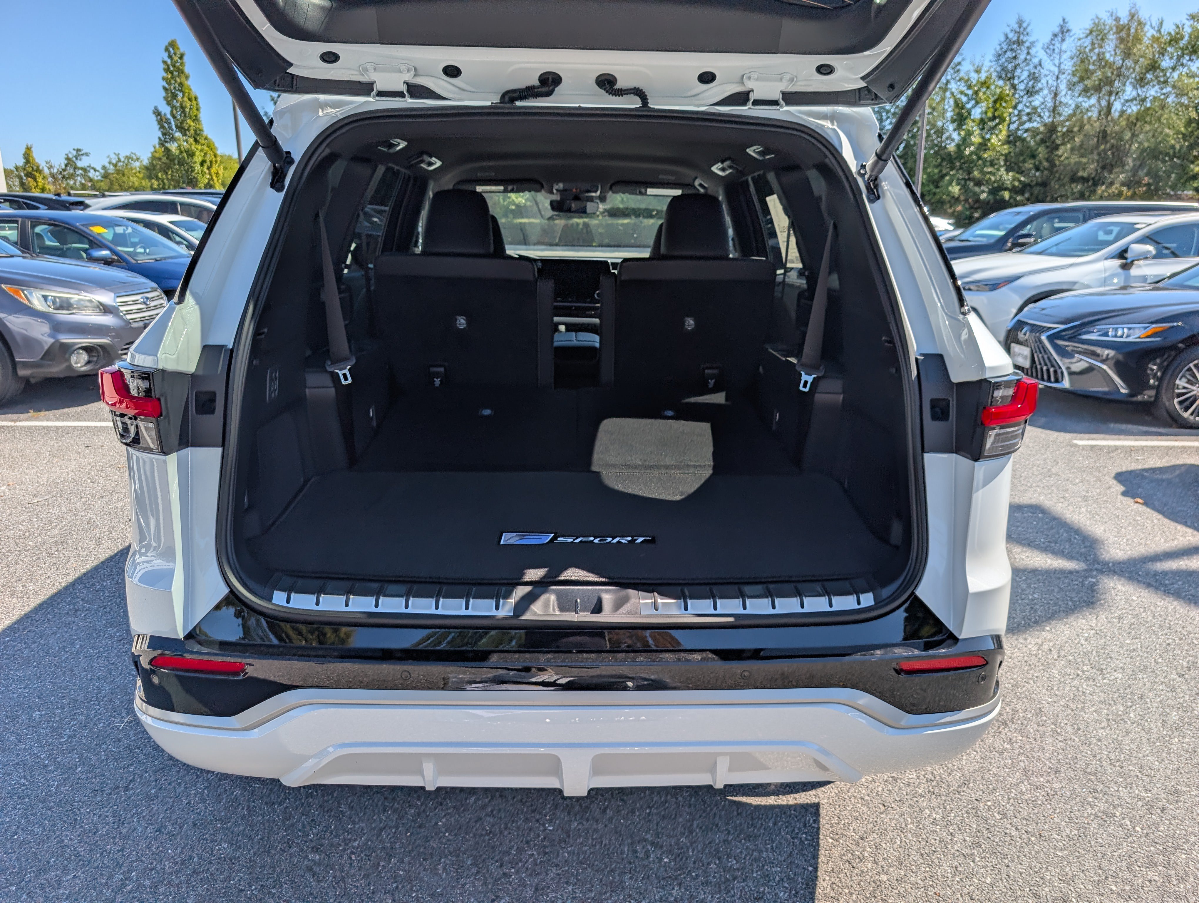 New 2026 Lexus TX 500h AWD w/ Technology Package image 11