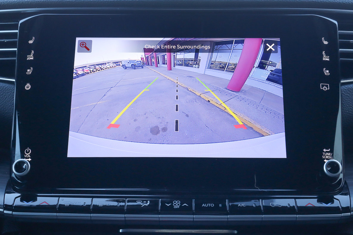 Used 2024 Jeep Wagoneer Series III image 12