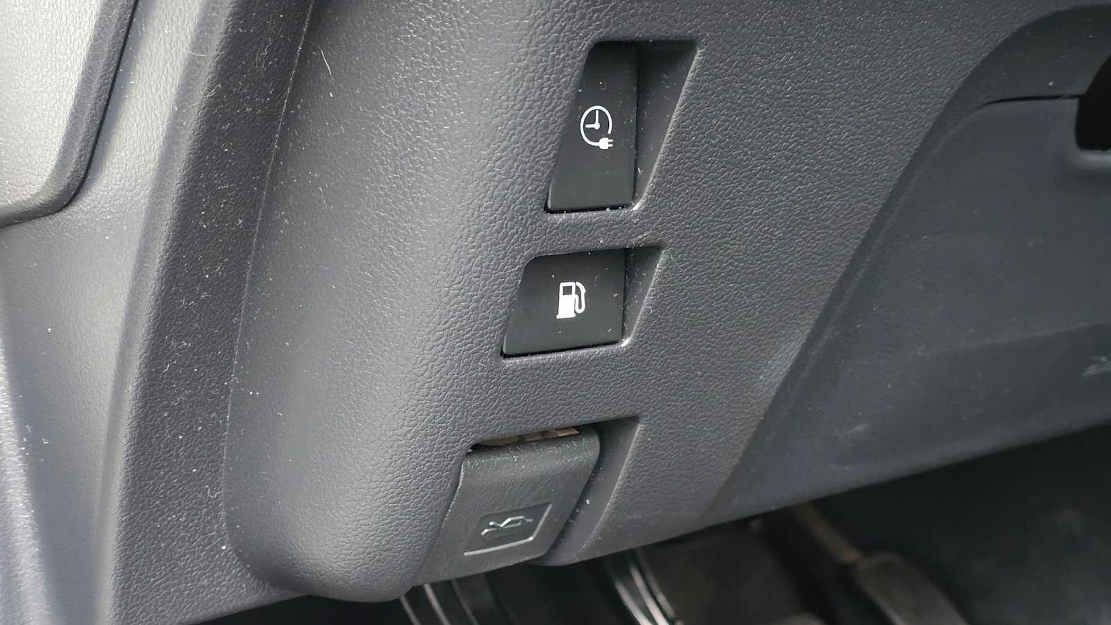 Certified 2018 Toyota Prius Prime Plus image 26