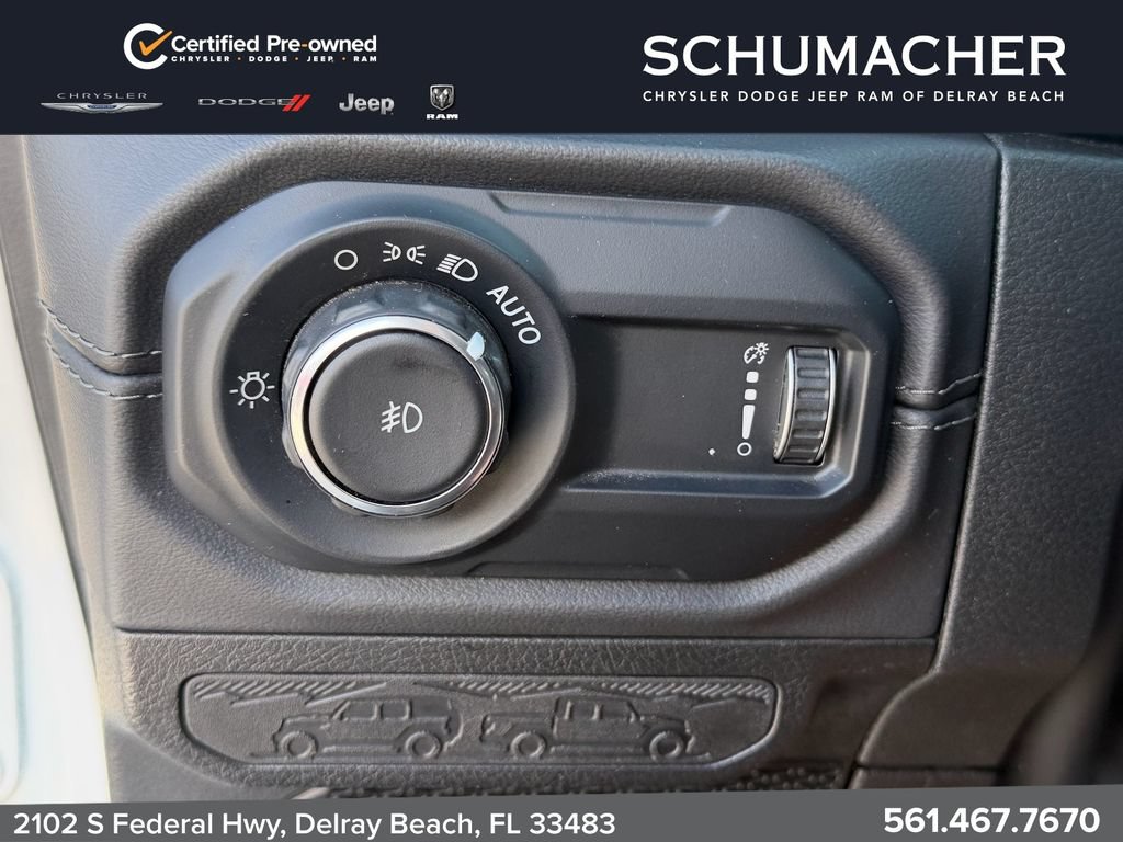 Used 2024 Jeep Wrangler Unlimited Rubicon AWD/4WD image 29