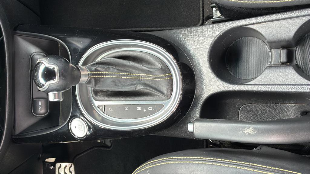 Used 2015 Kia Soul + w/ Primo Package FWD image 23
