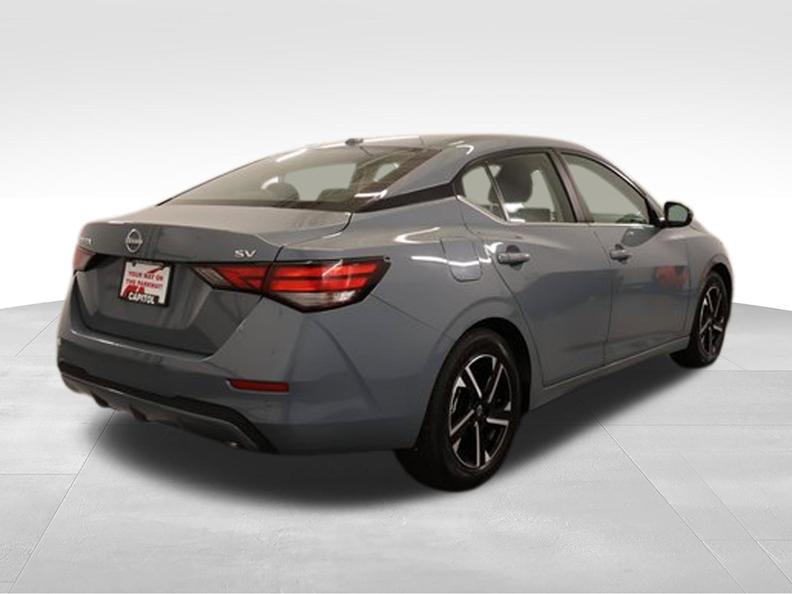 Used 2024 Nissan Sentra SV FWD image 3