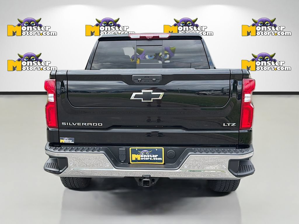 Used 2022 Chevrolet Silverado 1500 LTZ w/ LTZ Premium Package AWD/4WD image 6