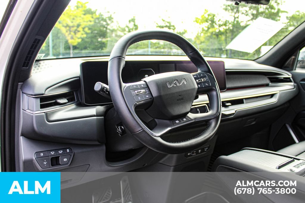 Used 2024 Kia EV9 GT-Line AWD/4WD image 25
