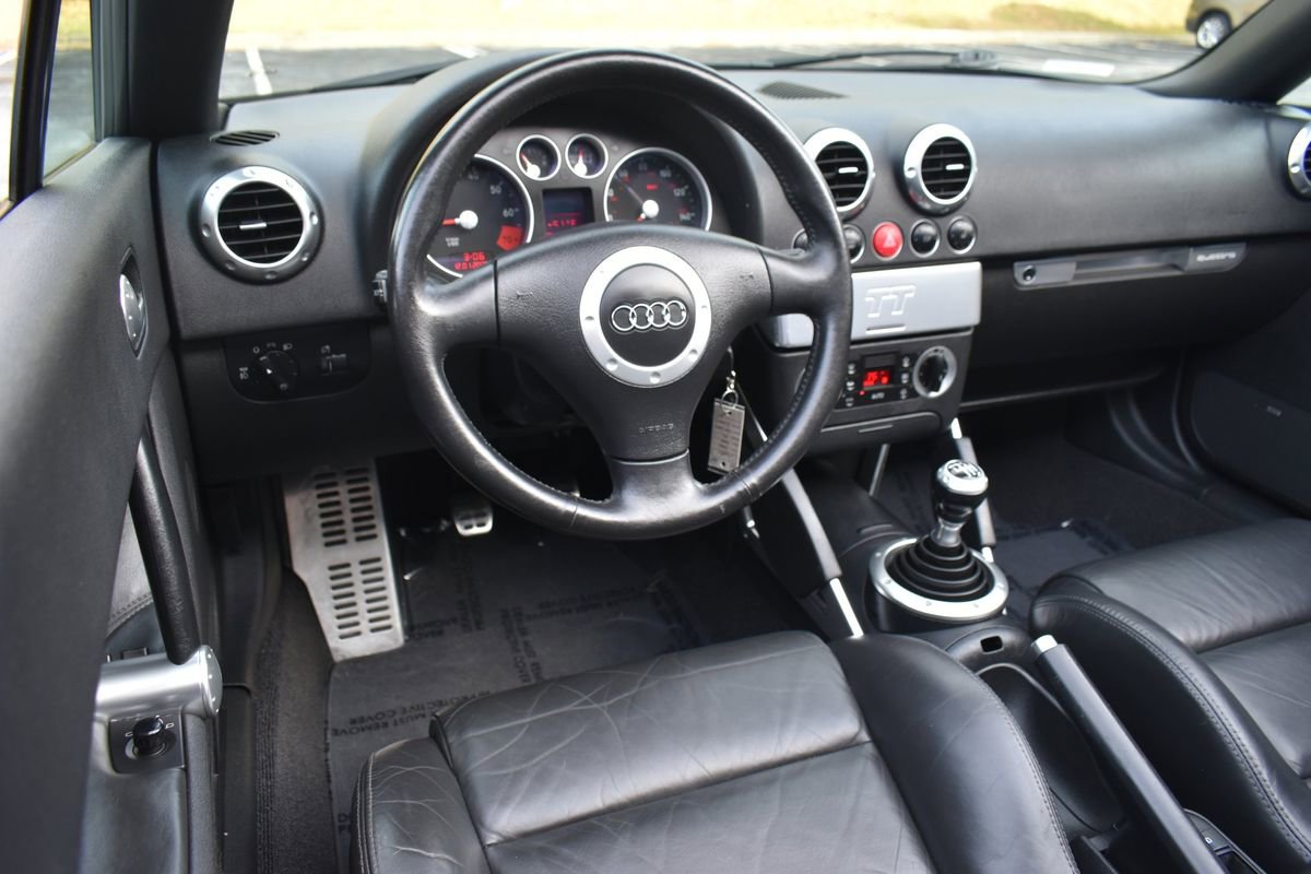 Used 2002 Audi TT 1.8T image 18