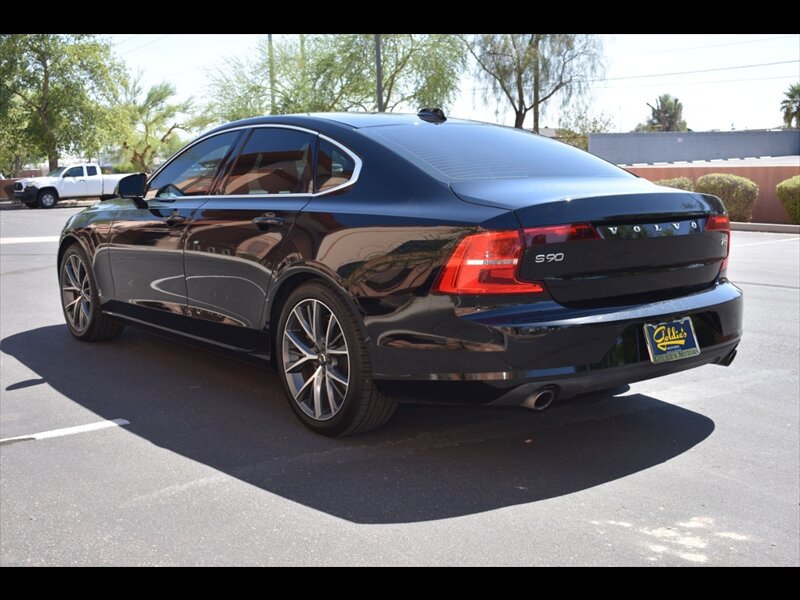 Used 2017 Volvo S90 T5 Momentum w/ Vision Package FWD image 6