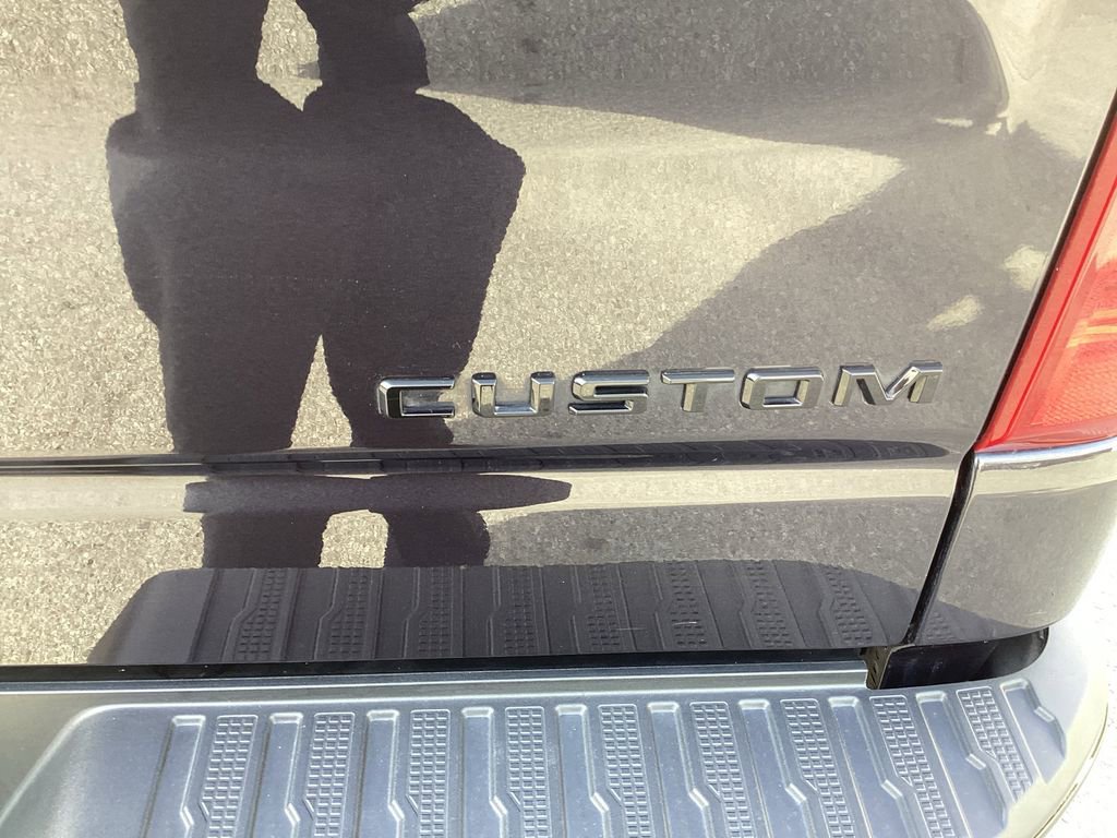 Used 2023 Chevrolet Silverado 1500 Custom Trail Boss w/ LPO, Dark Essentials Package image 22