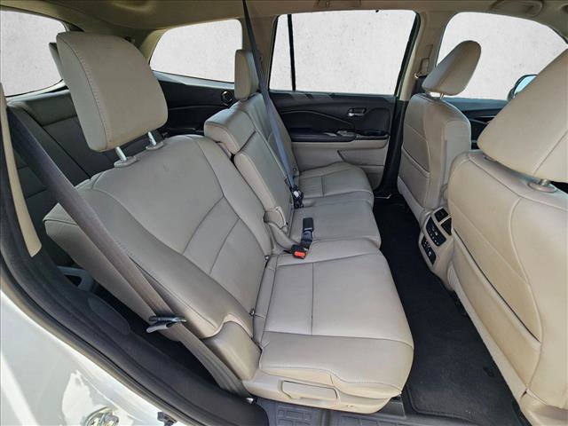 Used 2017 Honda Pilot Touring image 21