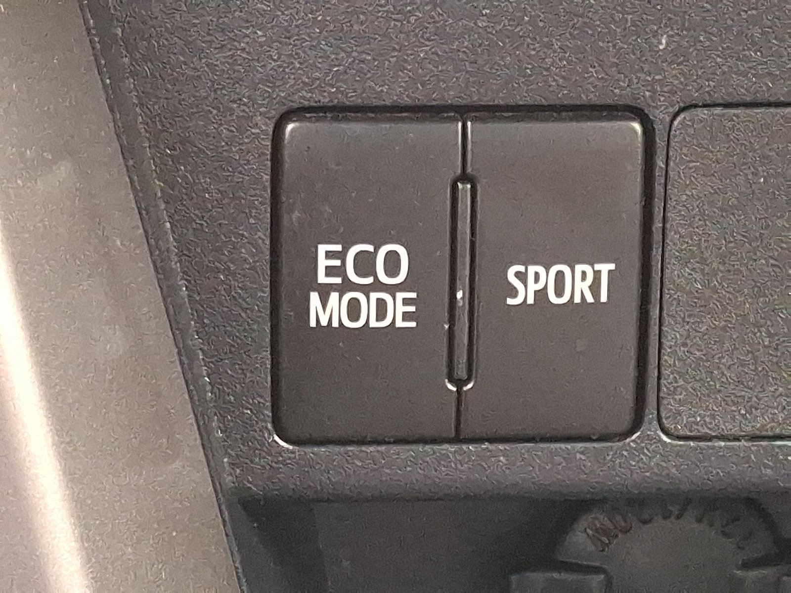 Used 2018 Toyota RAV4 XLE w/ Plus Extra Value Package image 24