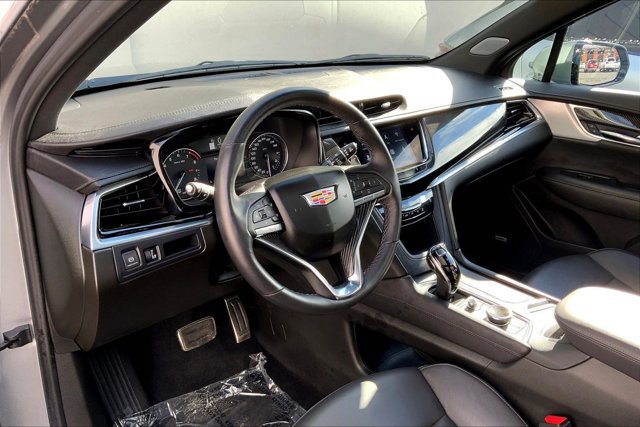 Used 2025 Cadillac XT6 Sport AWD/4WD image 14
