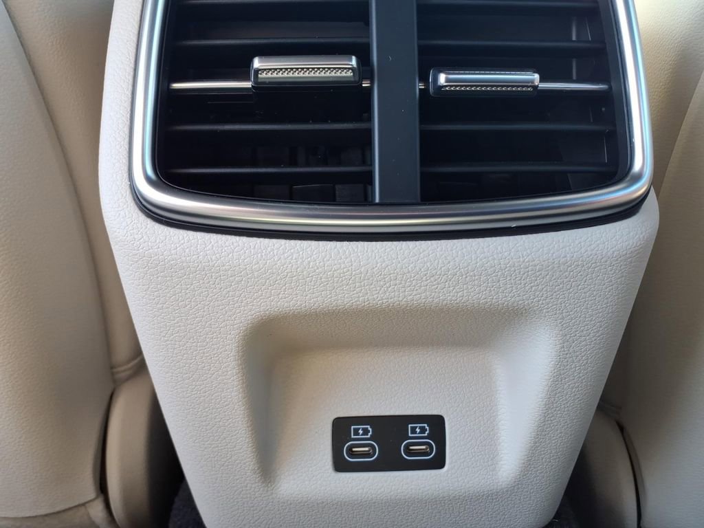 New 2026 Genesis G70 2.5T AWD/4WD image 13