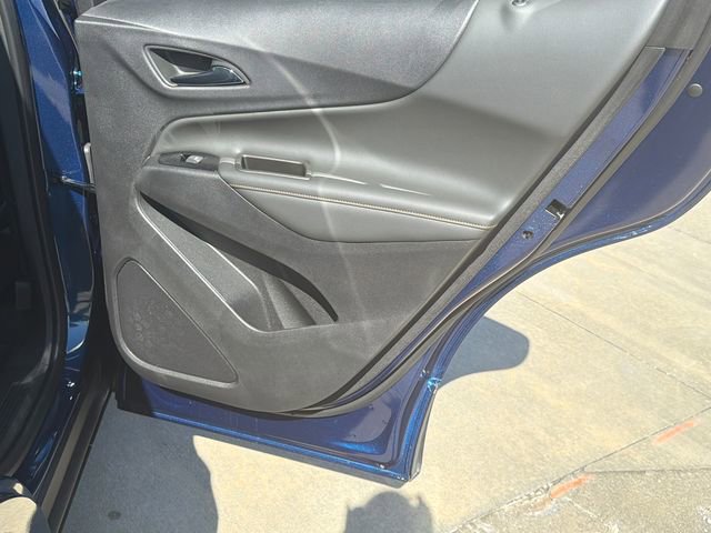 Used 2023 Chevrolet Equinox Premier image 16