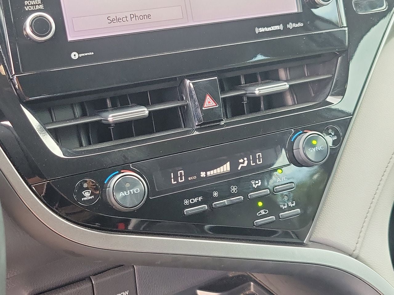 Used 2023 Toyota Camry XLE FWD image 26