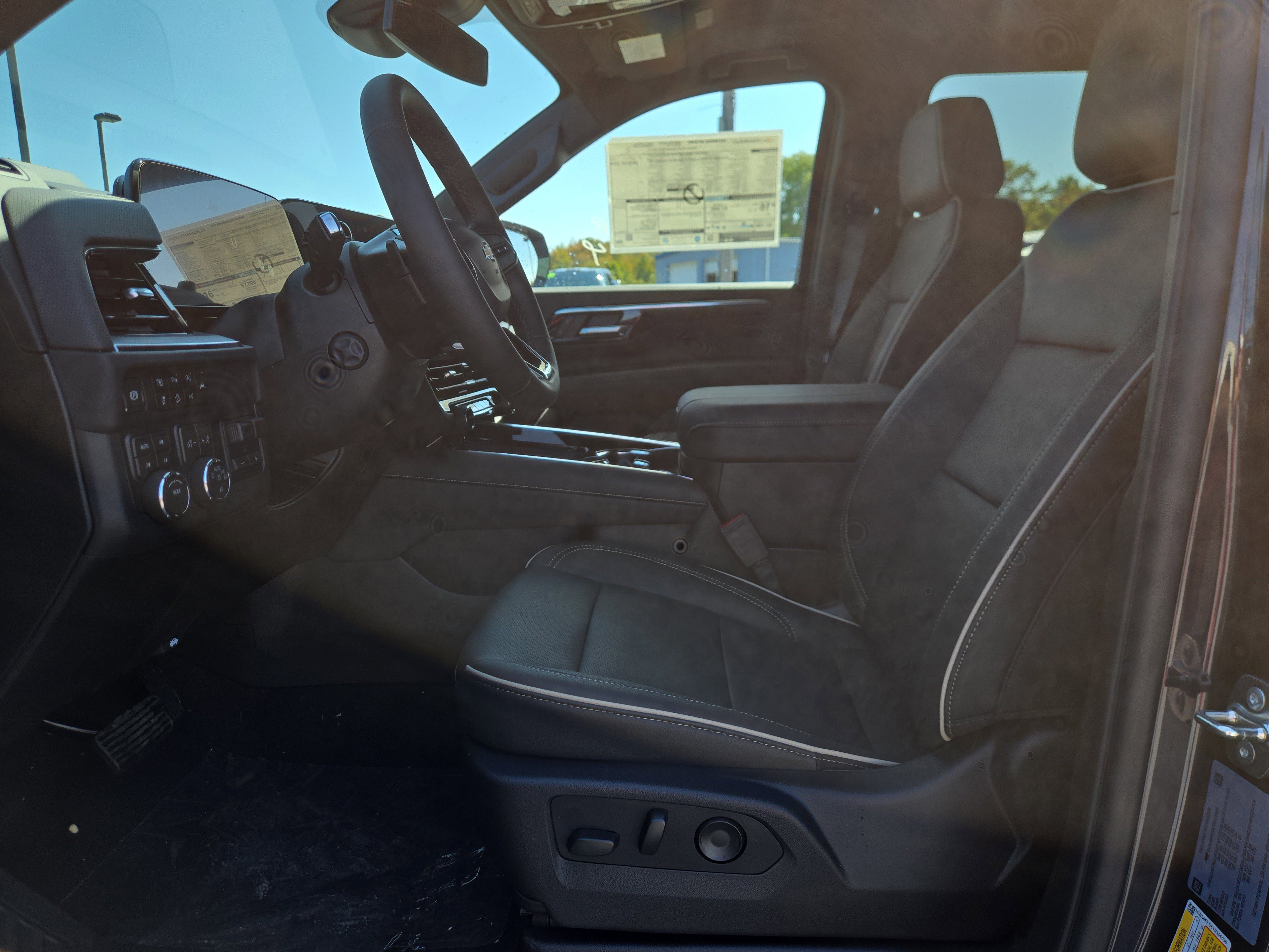 New 2026 Chevrolet Suburban Premier w/ Sun And Tow Package image 12