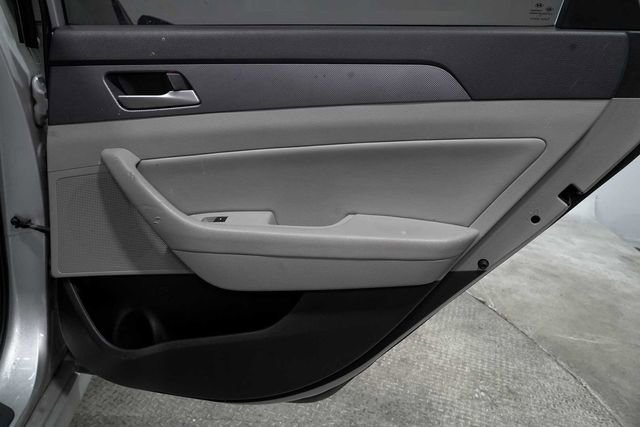 Used 2018 Hyundai Sonata SEL w/ Cargo Package image 12
