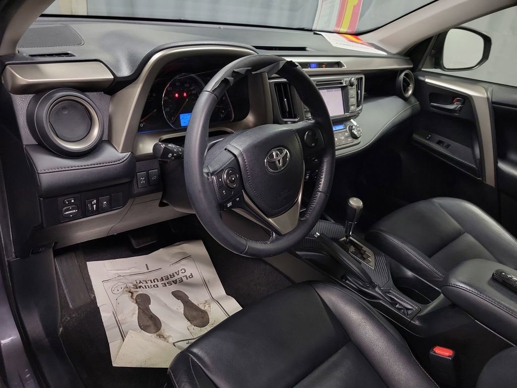 Used 2015 Toyota RAV4 Limited w/ Outdoor Package image 15