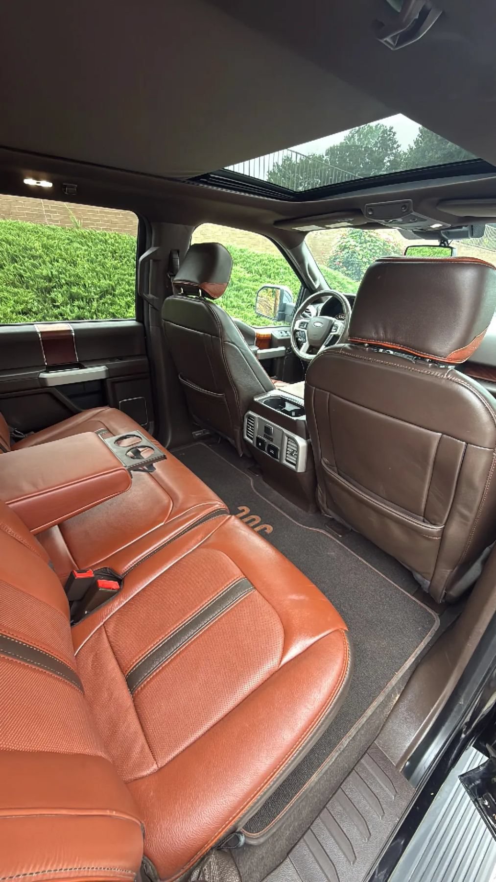 Used 2019 Ford F150 King Ranch w/ Equipment Group 601A Luxury AWD/4WD image 38