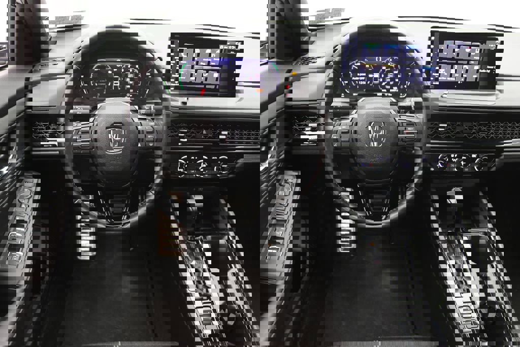 Used 2024 Honda Accord Sport image 12