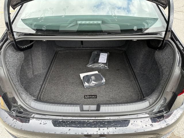 New 2026 Volkswagen Jetta SEL FWD image 25