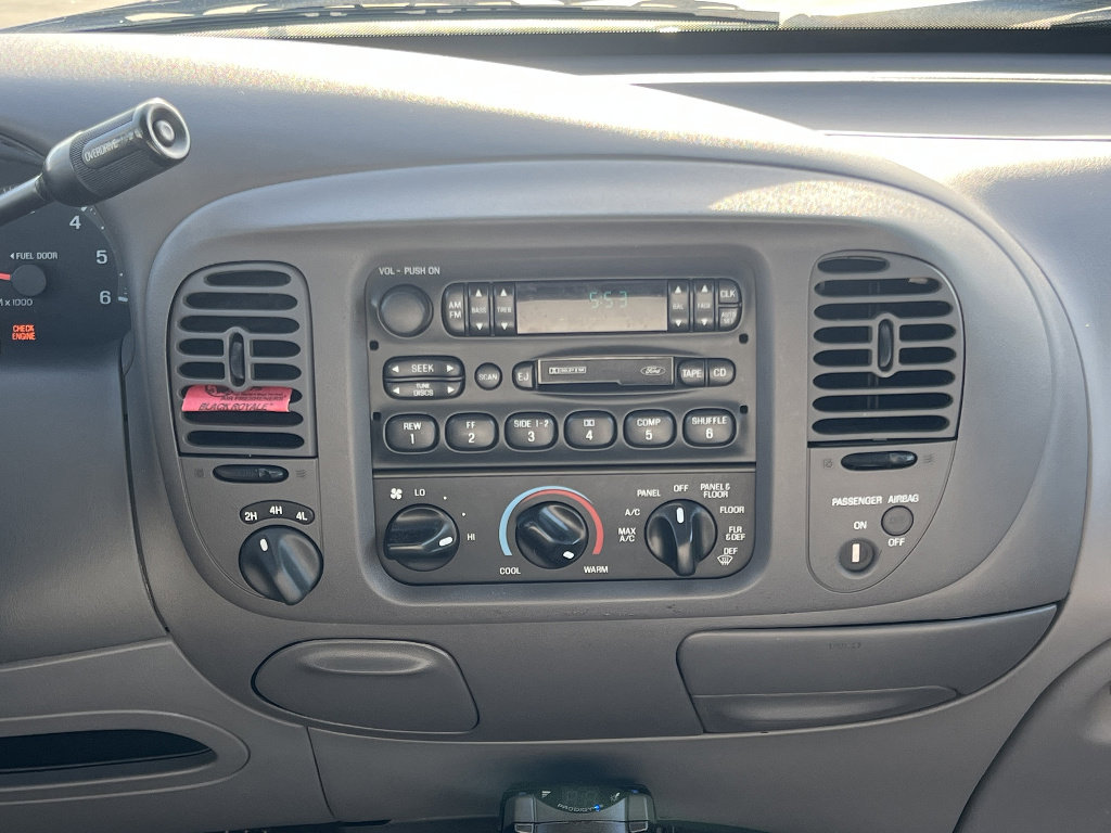 Used 1997 Ford F150 Lariat AWD/4WD image 19