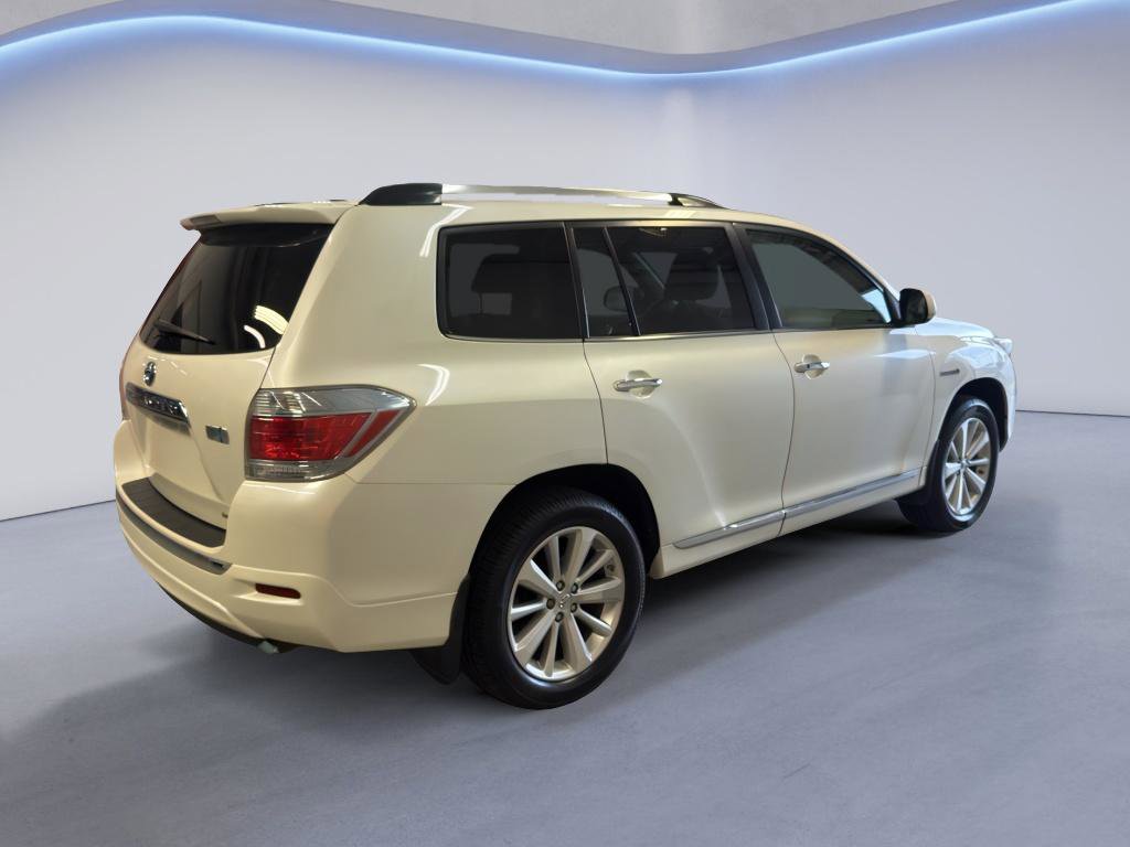 Used 2013 Toyota Highlander Limited AWD/4WD image 6