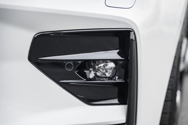 Used 2024 Volvo S60 B5 Plus image 13