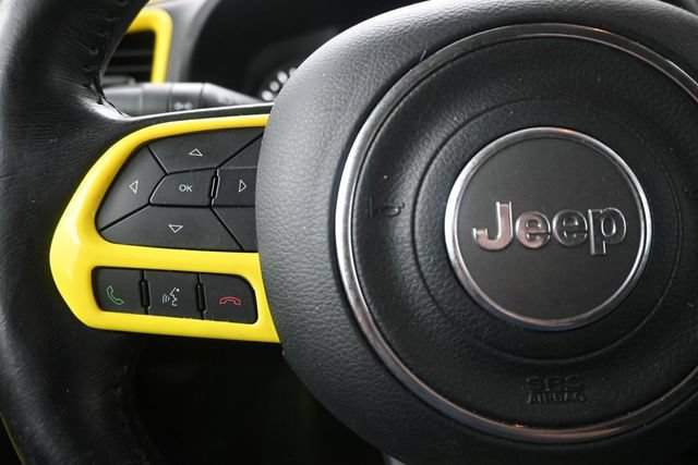 Used 2017 Jeep Renegade Latitude w/ Popular Equipment Group FWD image 25
