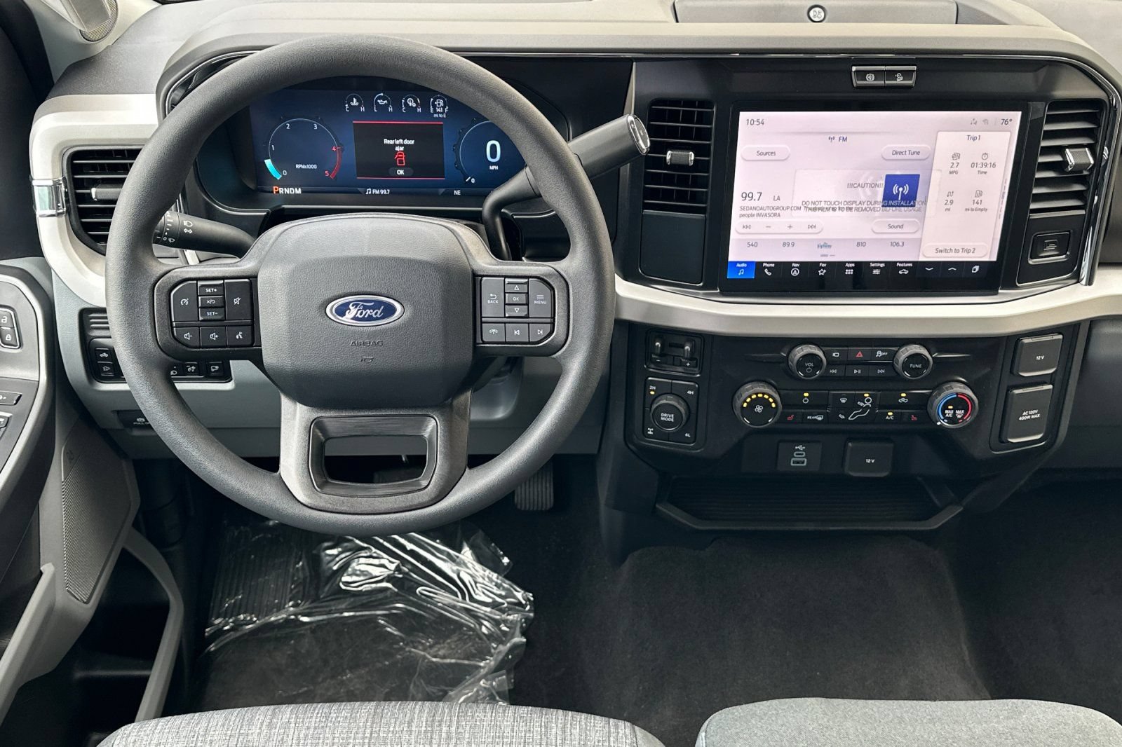 New 2026 Ford F250 XLT w/ XLT Premium Package AWD/4WD image 13