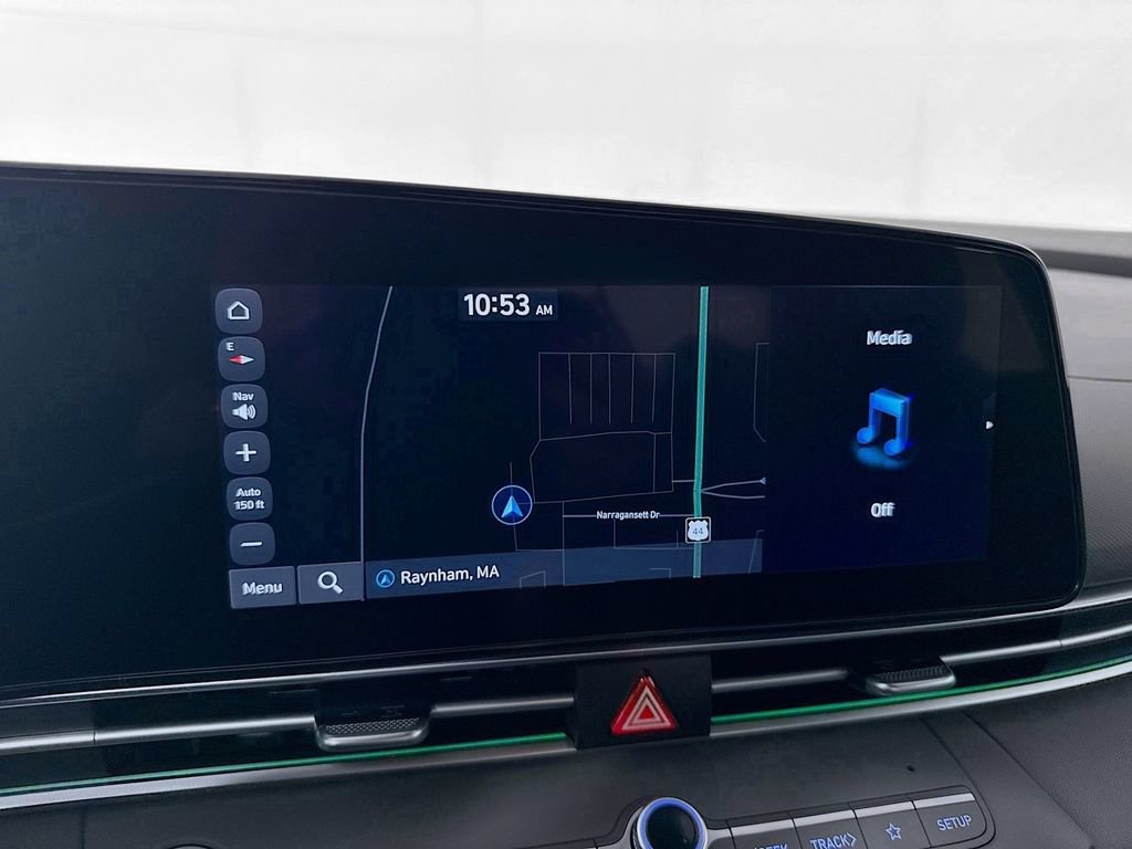 New 2025 Hyundai Elantra SEL FWD image 14