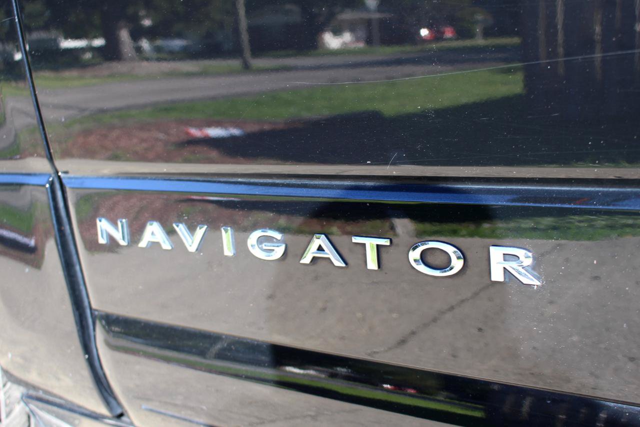 Used 2016 Lincoln Navigator L Select AWD/4WD image 48