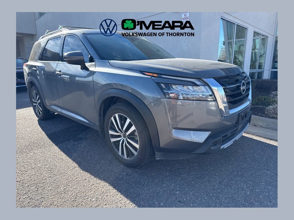 Used 2023 Nissan Pathfinder Platinum