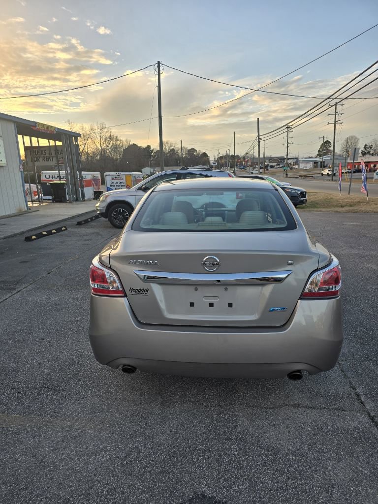 Used 2014 Nissan Altima 2.5 S image 4