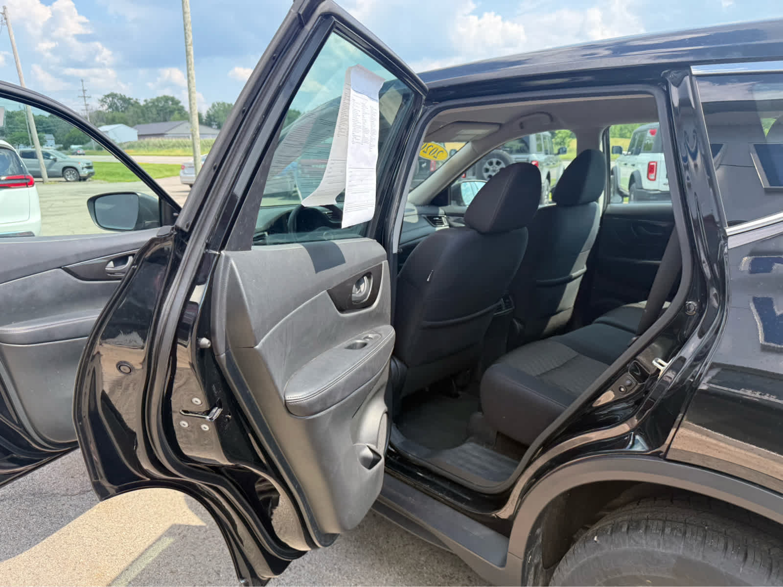 Used 2020 Nissan Rogue S AWD/4WD image 14