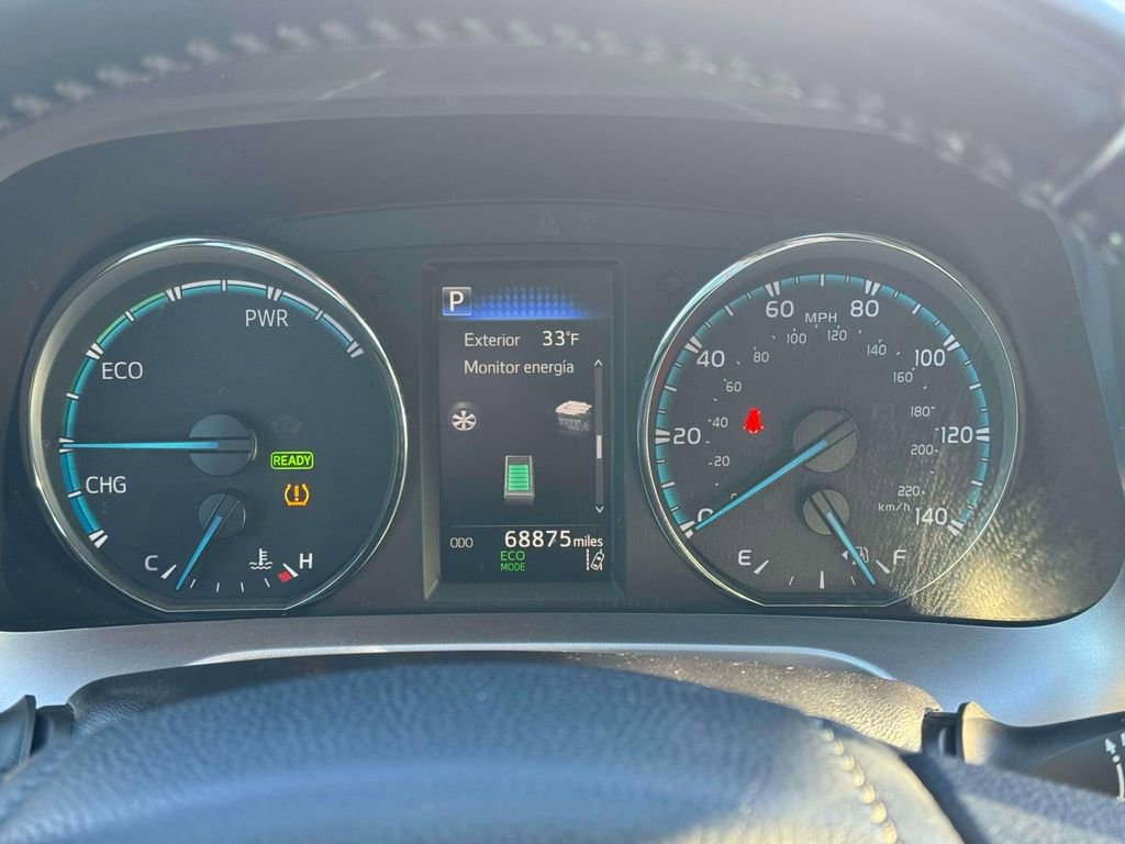 Used 2018 Toyota RAV4 XLE image 25