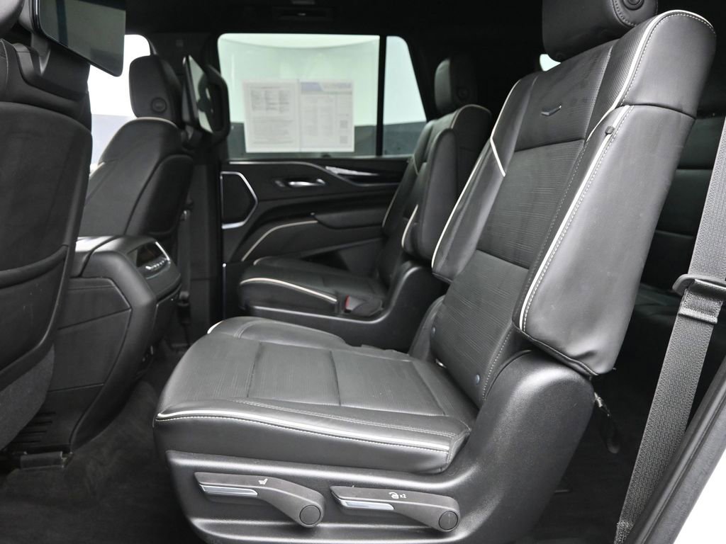 Used 2021 Cadillac Escalade Sport w/ Driver Assist Tech Package image 11