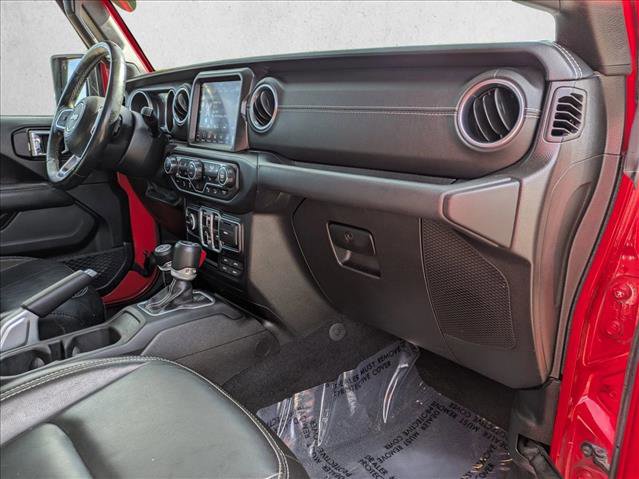 Used 2018 Jeep Wrangler Unlimited Sahara AWD/4WD image 22