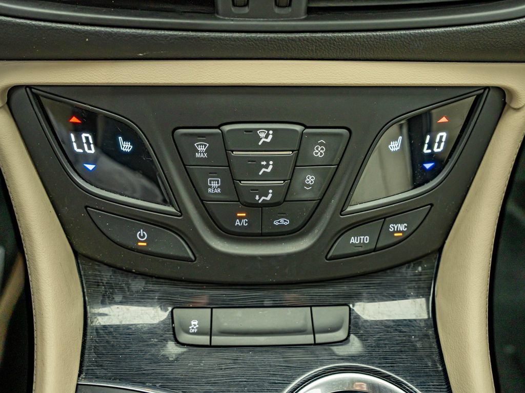 Used 2017 Buick Envision Preferred AWD/4WD image 27
