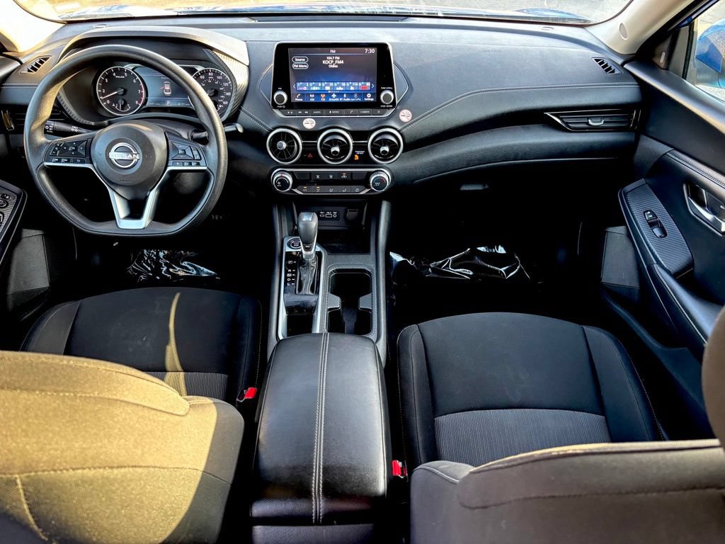 Used 2024 Nissan Sentra SV FWD image 18