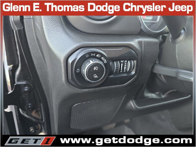 Certified 2022 Jeep Gladiator Willys image 20