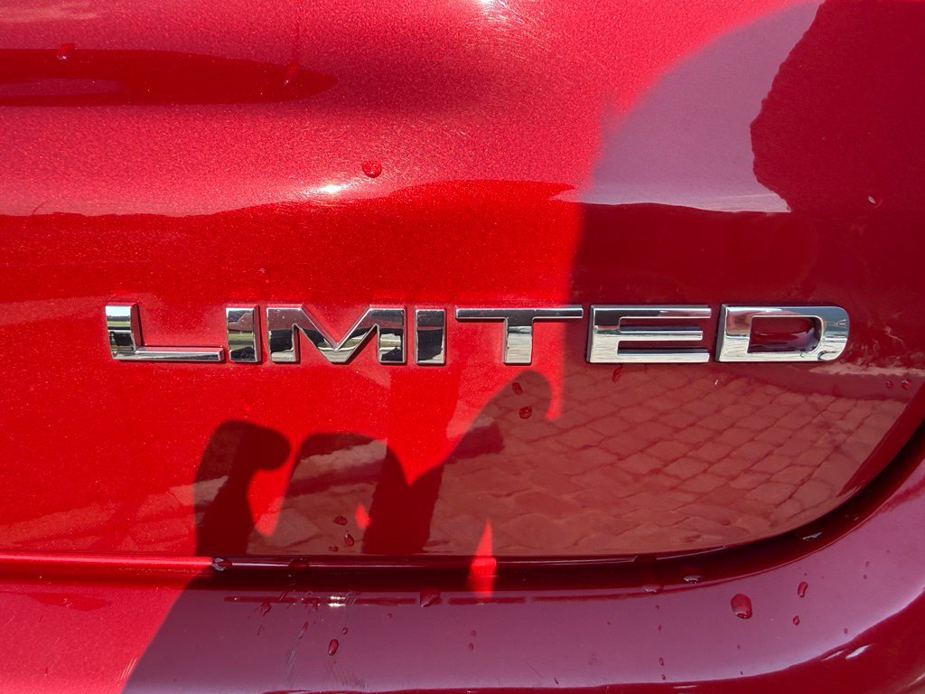Used 2025 Jeep Compass Limited AWD/4WD image 36