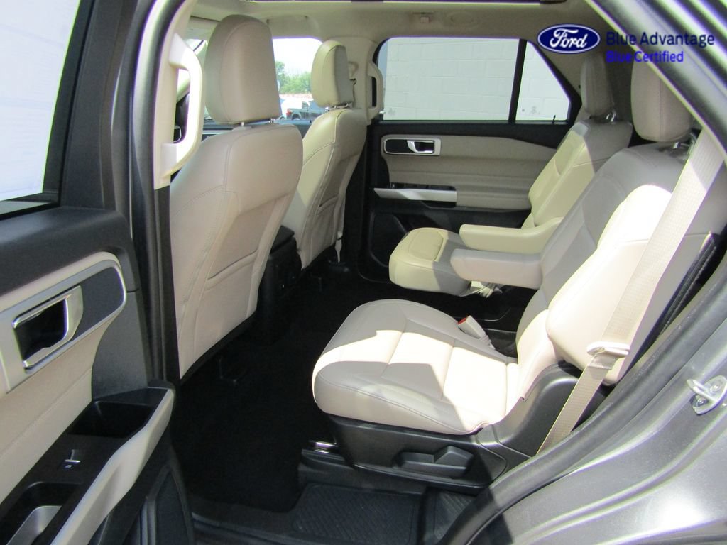 Certified 2024 Ford Explorer XLT w/ Equipment Group 202A AWD/4WD image 25