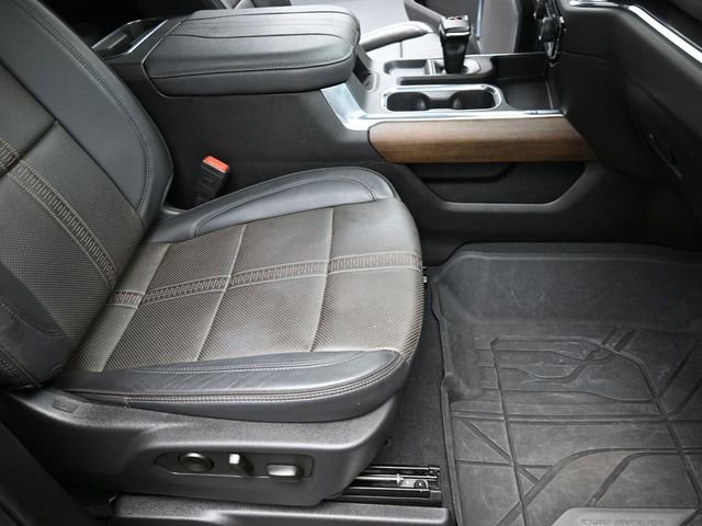 Used 2024 Chevrolet Silverado 1500 High Country w/ High Country Premium Package image 26