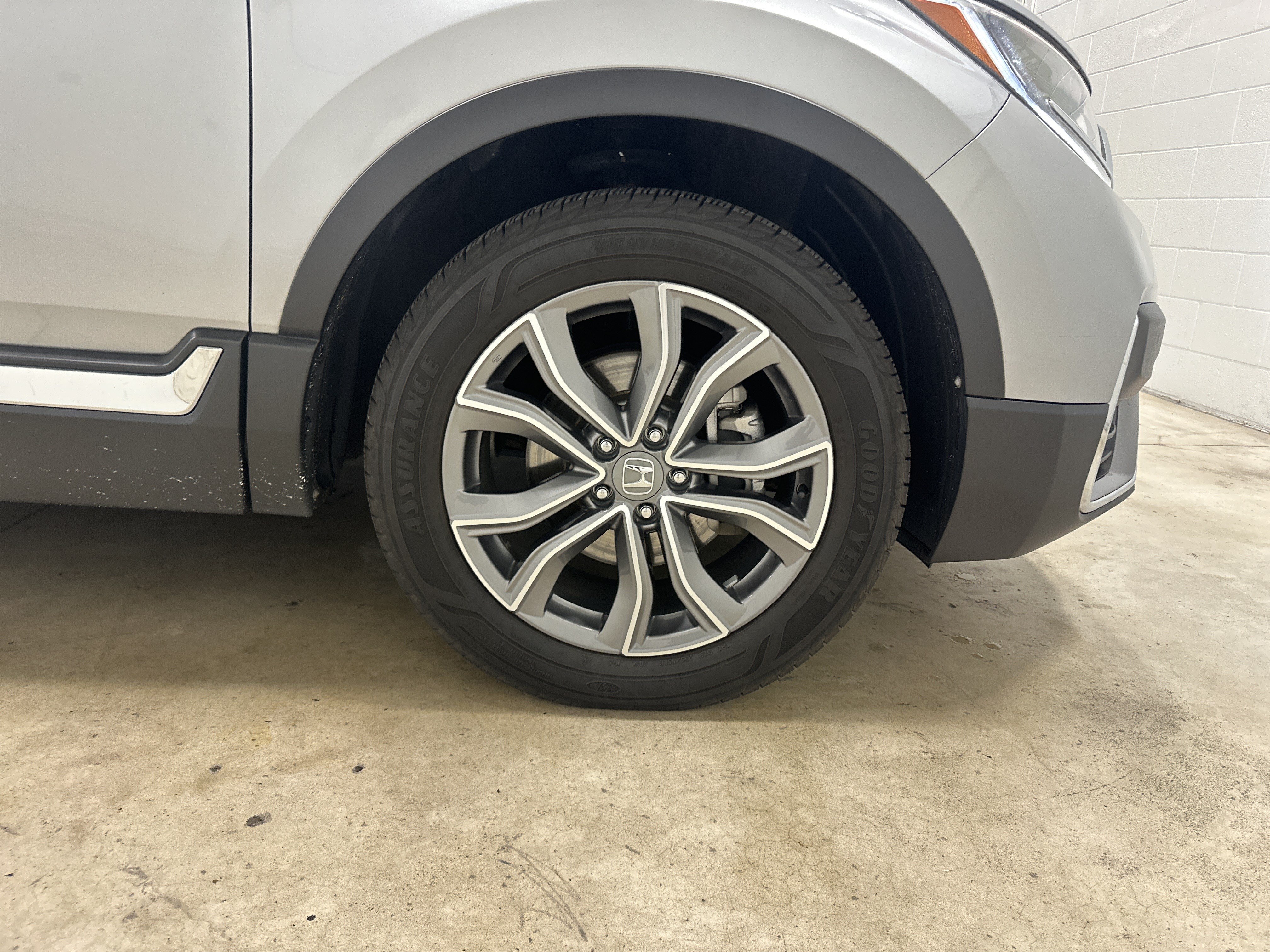 Used 2021 Honda CR-V Touring image 13