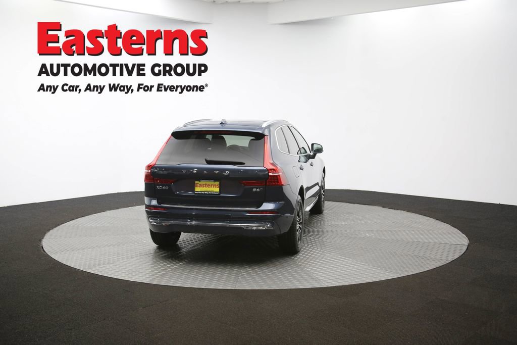 Used 2022 Volvo XC60 B6 Inscription image 40