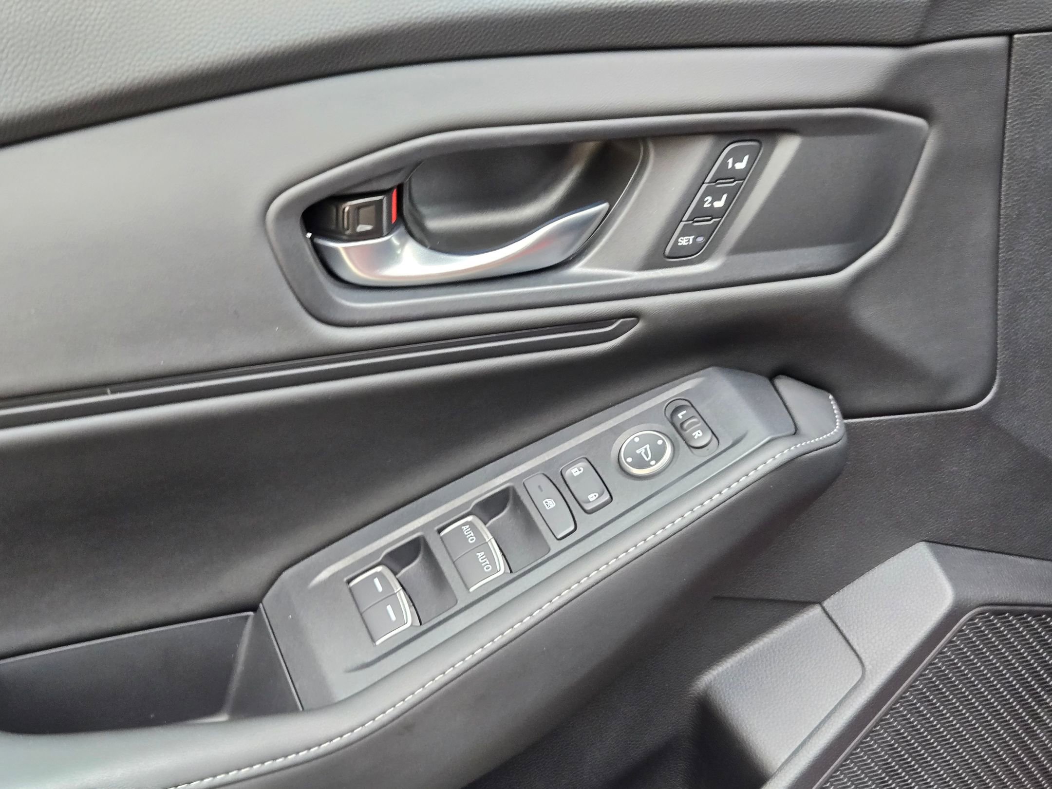 Certified 2025 Honda Accord Sport image 11