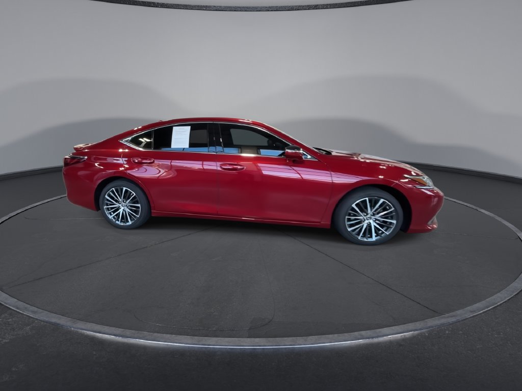 Used 2023 Lexus ES 300h w/ Premium Package FWD image 2